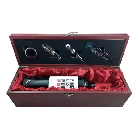 Set De Vino Estuche Madera Accesorios + Finca Las Moras Malb