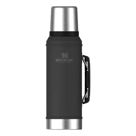 Termo Stanley 950 Ml Con Manija Pico Cebador Original Negro 2.0